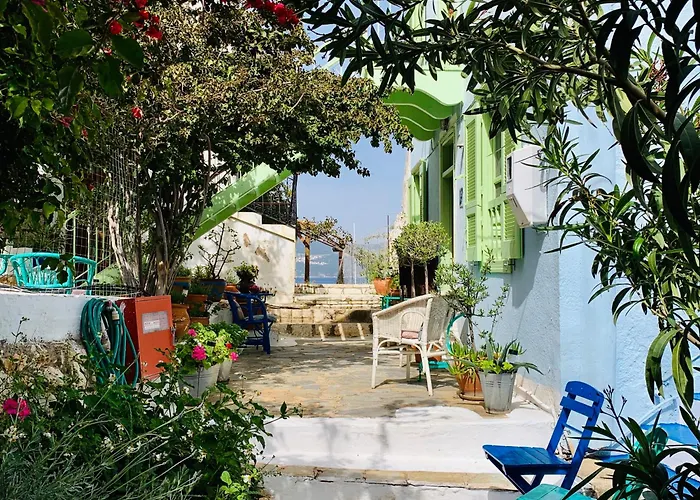 Mediterraneo Hotel Meyísti